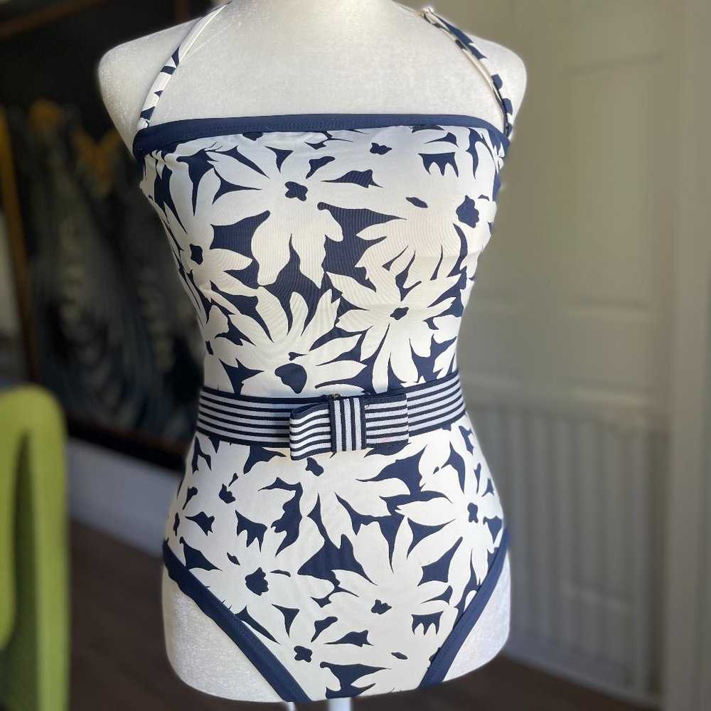 Anne Cole Signature Blue & White Floral Pinup One Piece